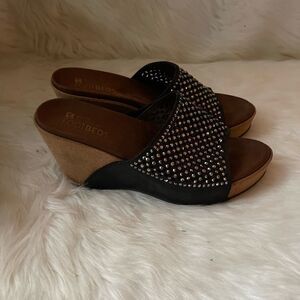 White Mountain conventry black cork wedge sandals with rhinestones size 8M